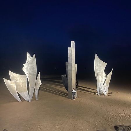 Omaha Beach Saint-Laurent-sur-Mer Exterior photo