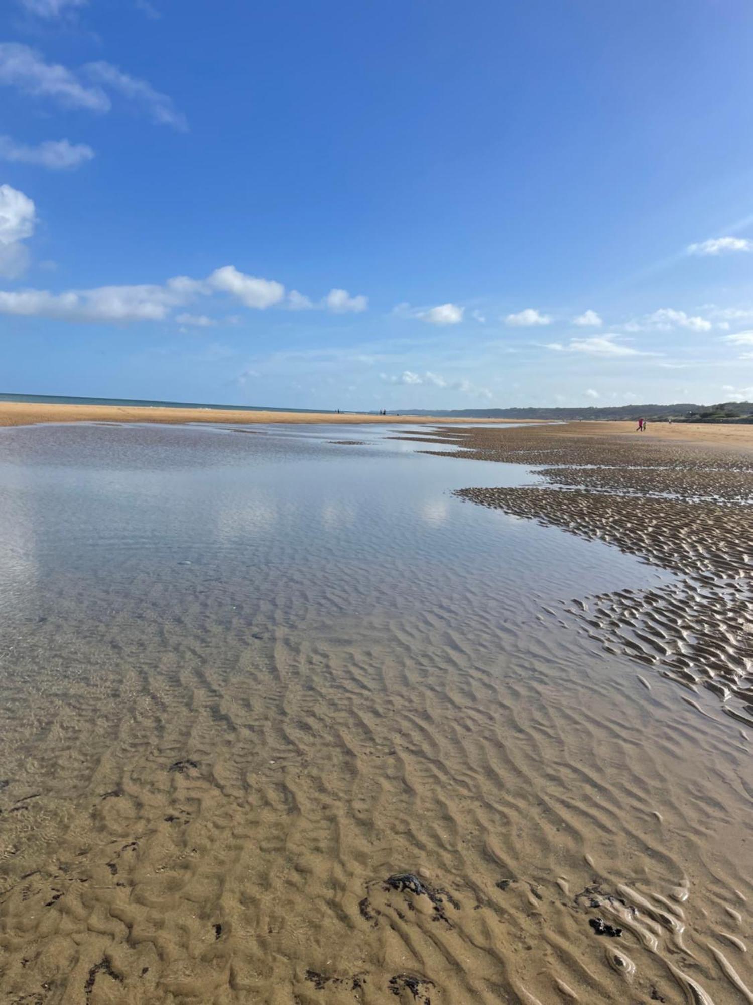 Omaha Beach Saint-Laurent-sur-Mer Exterior photo